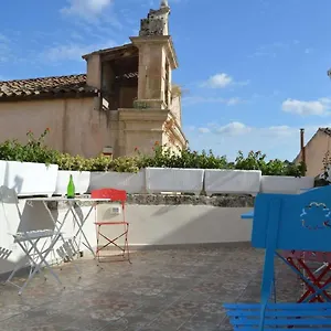 Lucernaio Guest house